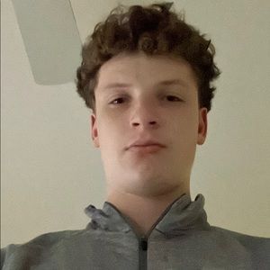 Meet your Posher, Avi